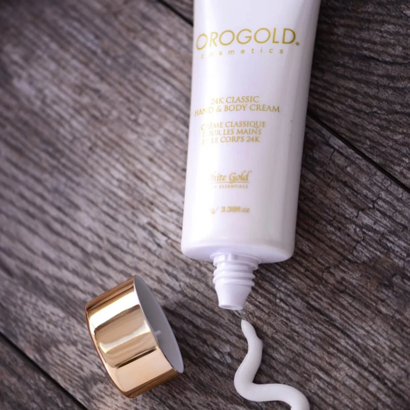 Medik8 C-Tetra Serum + BONUS Orogold Hand & Body Cream