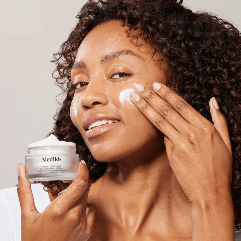 The Medik8 & Vine Vera Hydration & Renew Mini Set