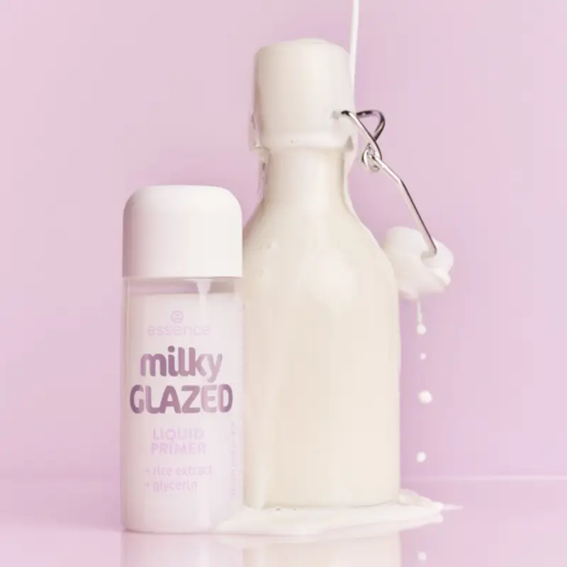 Essence Prebase liquide Milky Glazed, 50 ml