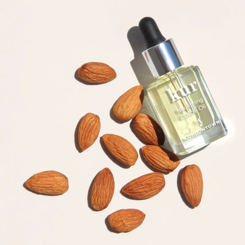 Londontown kur Huile nourrissante pour cuticules 12 ml